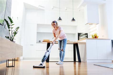 best vacuum for airbnb